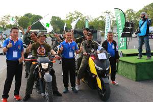 BIB: 
                            <button type="button" onclick="openModal(3564159)" class="btn btn-primary btn-sm float-right btn-popup" data-toggle="modal" data-target=".modal-high-quality">
                        <i class="fas fa-shopping-cart"></i> Add to Cart
                    </button>
                                            <button type="button" onclick="isThisMe(3564159, true)" class="btn btn-success btn-sm float-right btn-popup btn-isme hidden" data-toggle="tooltip" data-placement="bottom" title="นี่คือรูปของคุณใช่ไหม คลิกที่นี่เพื่อเอาเข้าอัลบั้ม">
                        <i class="fas fa-plus"></i> Add to album
                    </button>
                    <button type="button" onclick="isThisMe(3564159, false)" class="btn btn-warning btn-sm float-right btn-popup btn-isnotme hidden">
                        <i class="fas fa-ban"></i> Remove from album
                    </button>